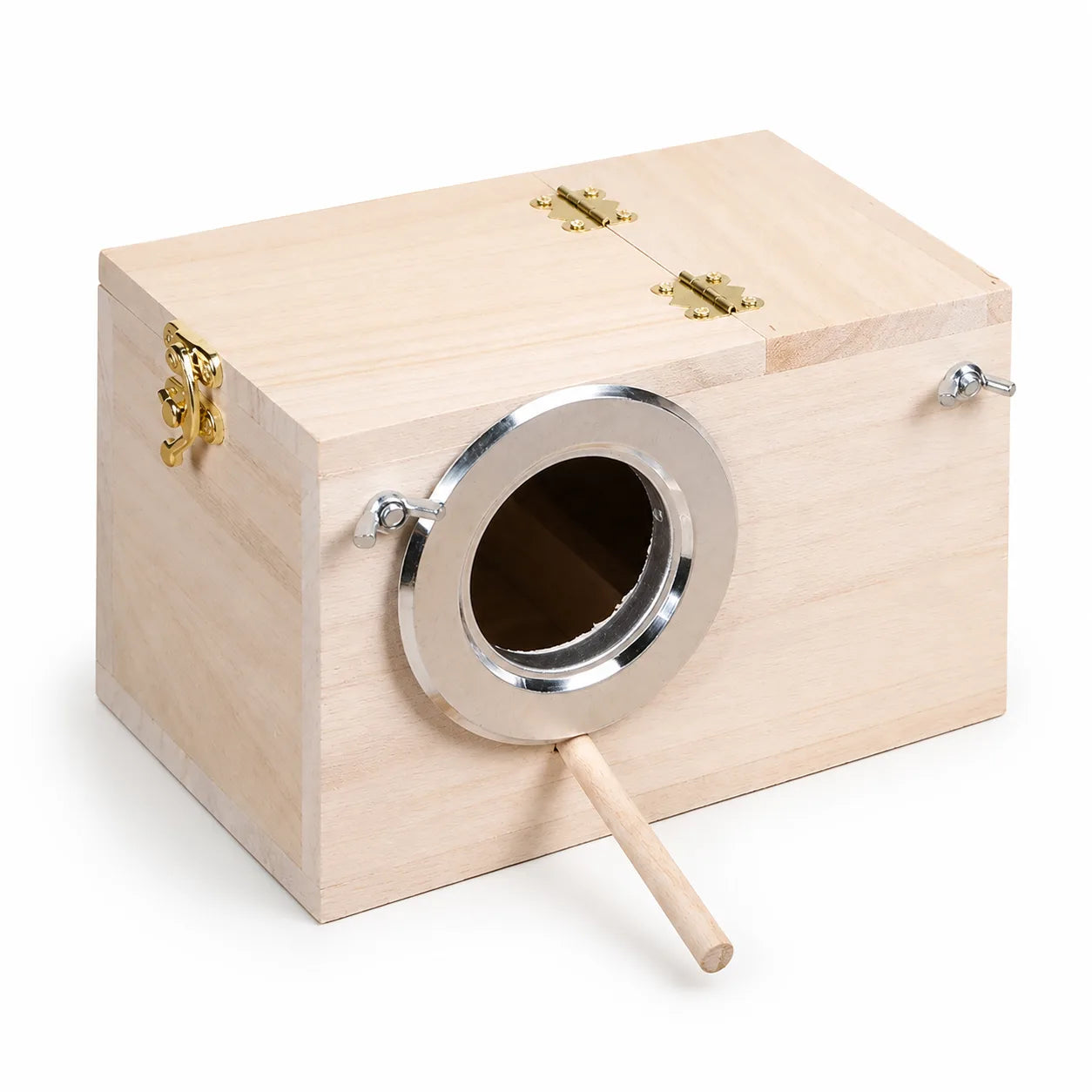 Houten vogelhuisje met een metalen rand rond de opening