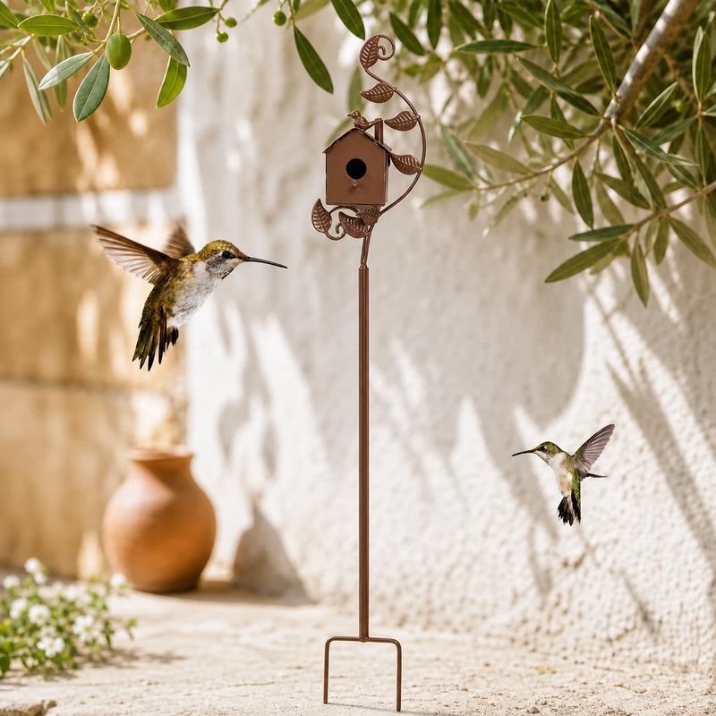 Vogelhuisje op standaard van metaal met steel decoratief