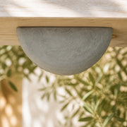 Nest moulded onder dak