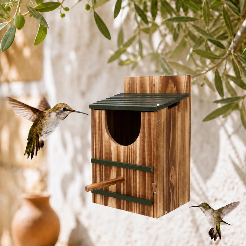 Vogelhuisje van verkoold hout
