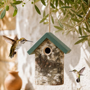 Vogelhuisje rustiek van schors met groendak